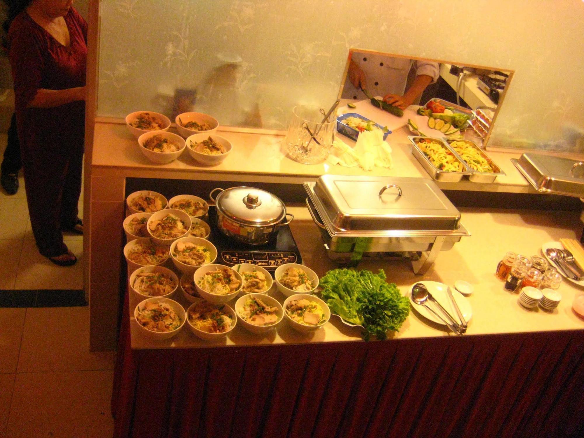 Lien Thanh Hotel Hô Chi Minh-Ville Extérieur photo