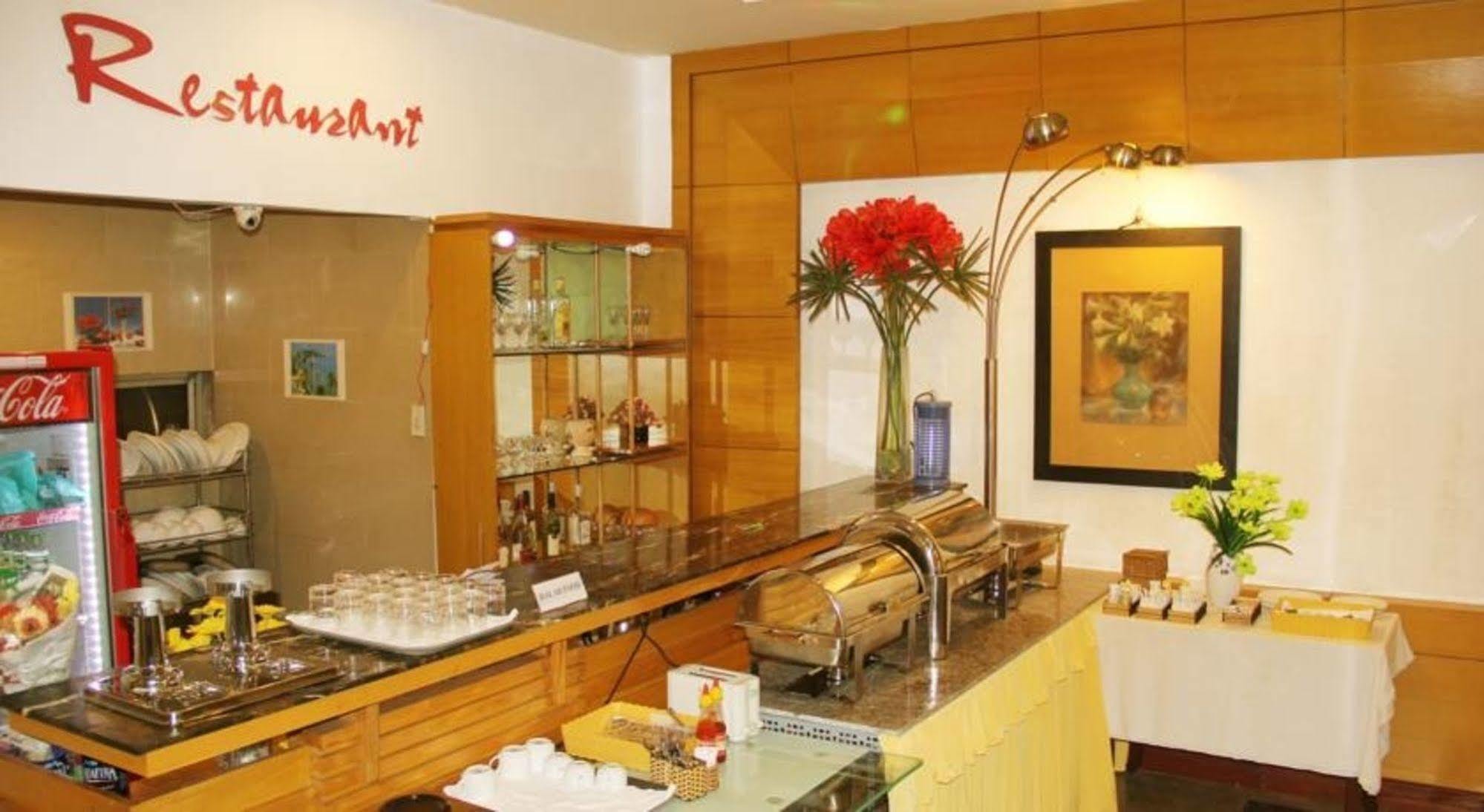Lien Thanh Hotel Hô Chi Minh-Ville Extérieur photo