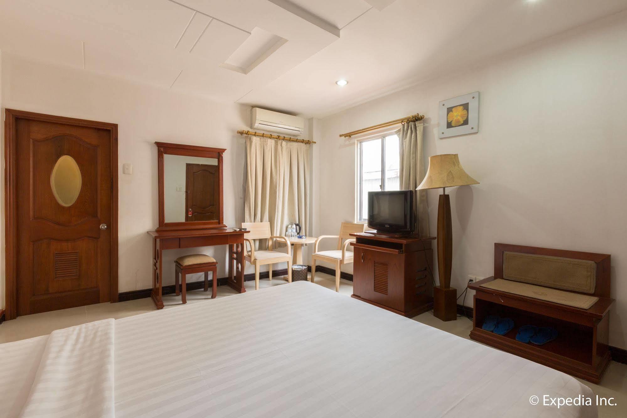 Lien Thanh Hotel Hô Chi Minh-Ville Extérieur photo