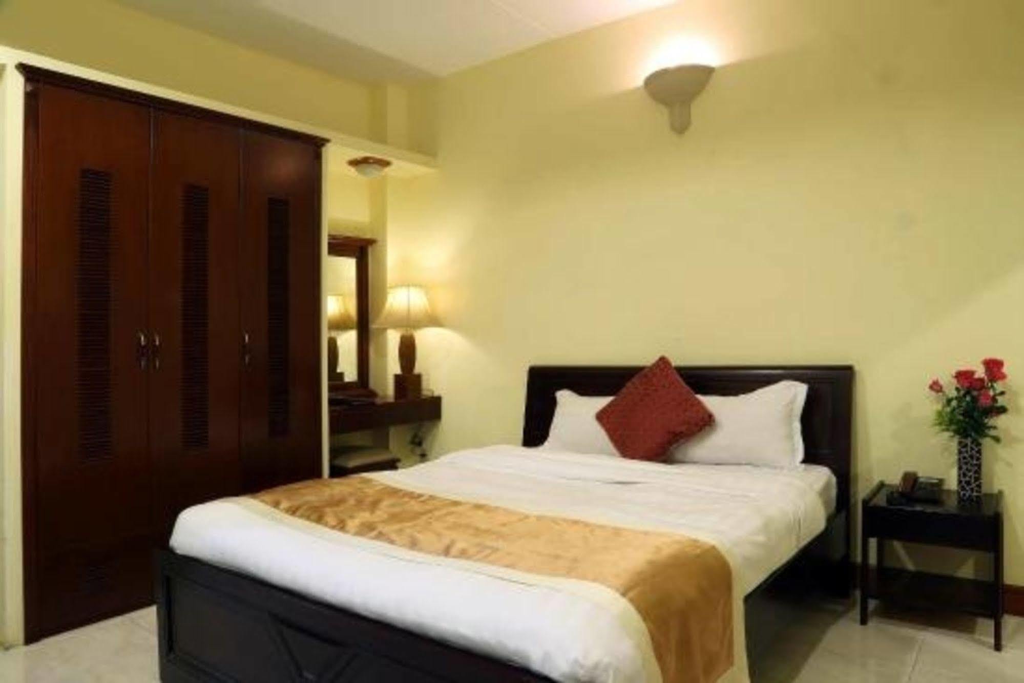 Lien Thanh Hotel Hô Chi Minh-Ville Extérieur photo